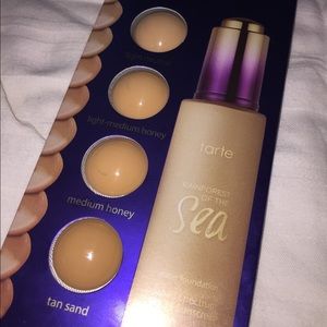 Tarte Rainforest of The Sea foundation sample kit
